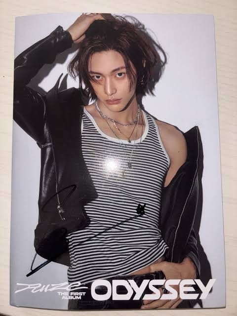RIIZE - ODYSSEY (PHOTOBOOK Ver.)