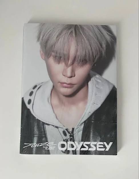 RIIZE - ODYSSEY (PHOTOBOOK Ver.)