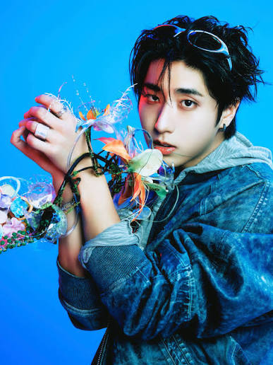 STRAY KIDS - PRECOMMANDE - Japan 4th Mini Album SUITASU (solo version)