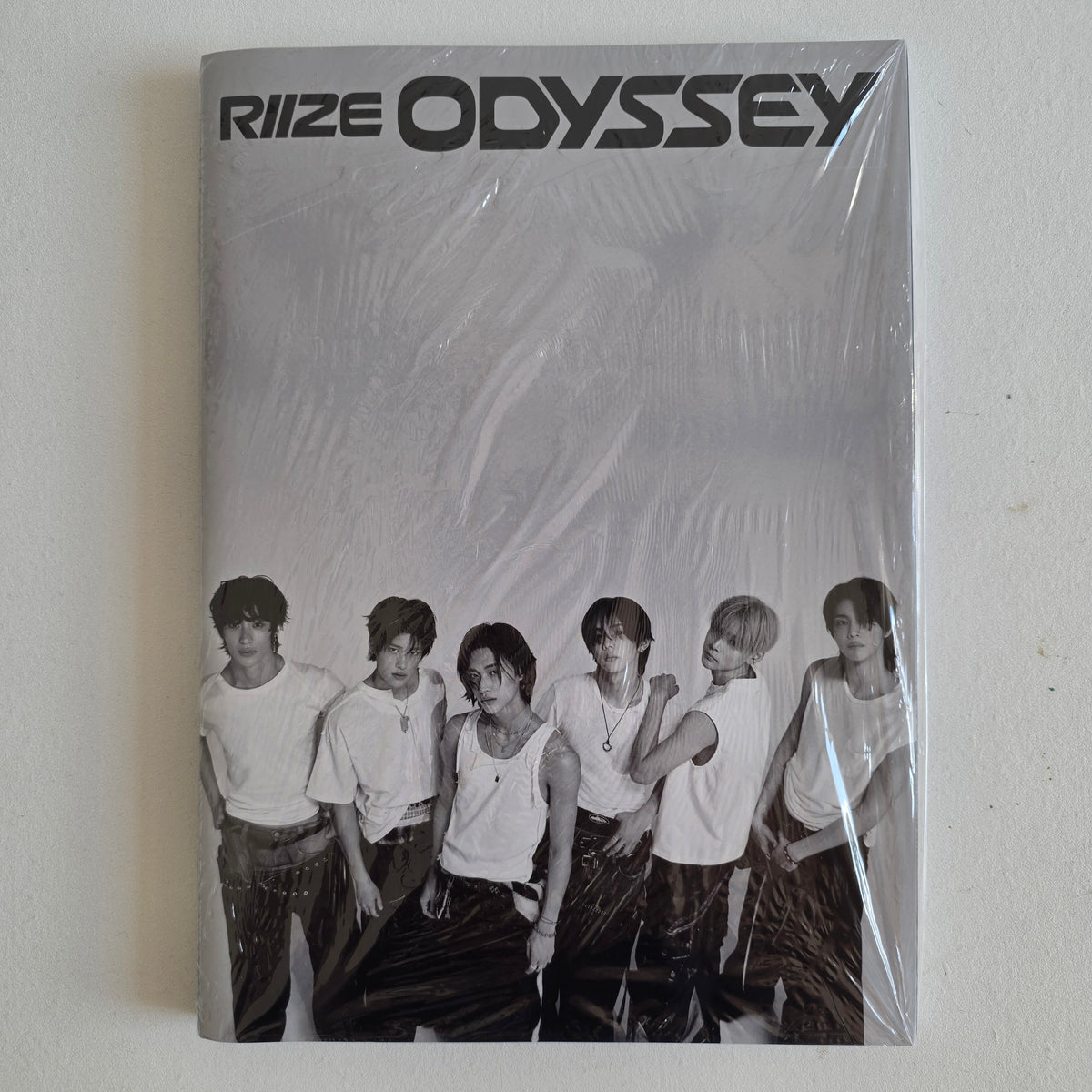 RIIZE - ODYSSEY (PHOTOBOOK Ver.)
