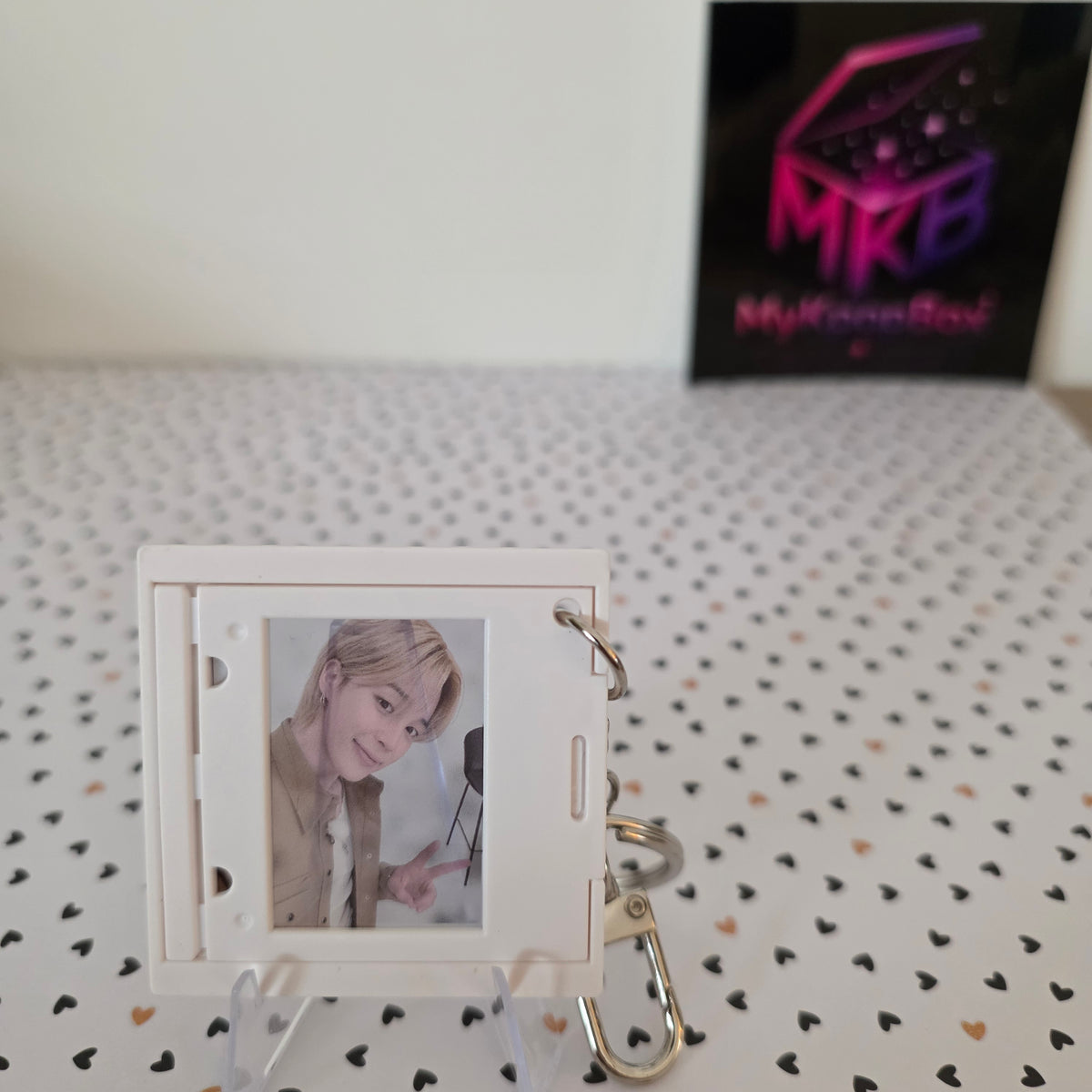 BTS - ARIRANG - Weverse Early Bird Selfie film-mount keyring